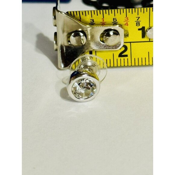 Swarovski Clear White Circle Round Crystal Earrings Post Stud Classic Minimalist - Picture 4 of 4